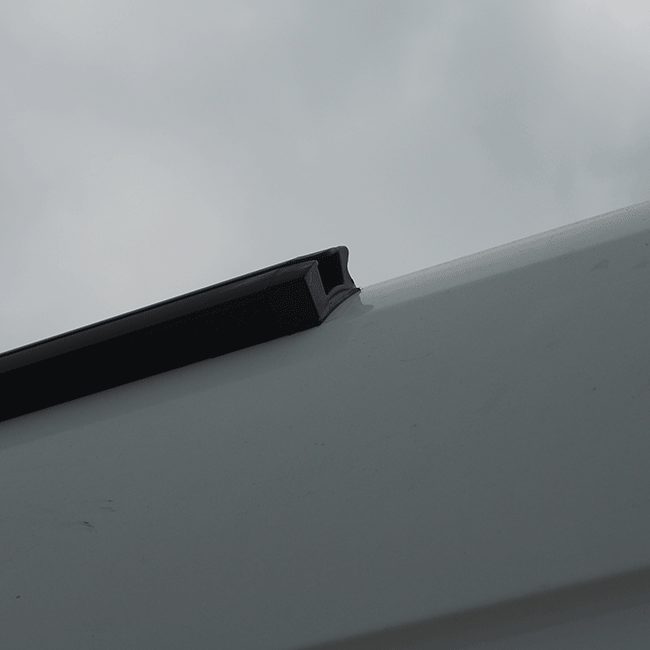 For Mercedes Sprinter / Dodge Sprinter Black Awning Rails – Drive-Away & Reimo Compatible