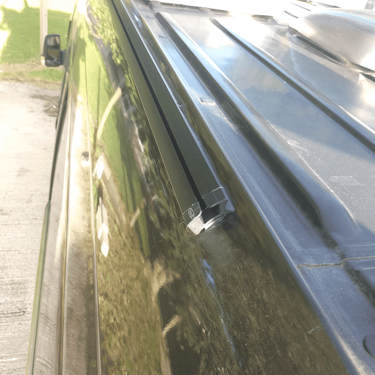 For Mercedes Sprinter / Dodge Sprinter Black Awning Rails – Drive-Away & Reimo Compatible
