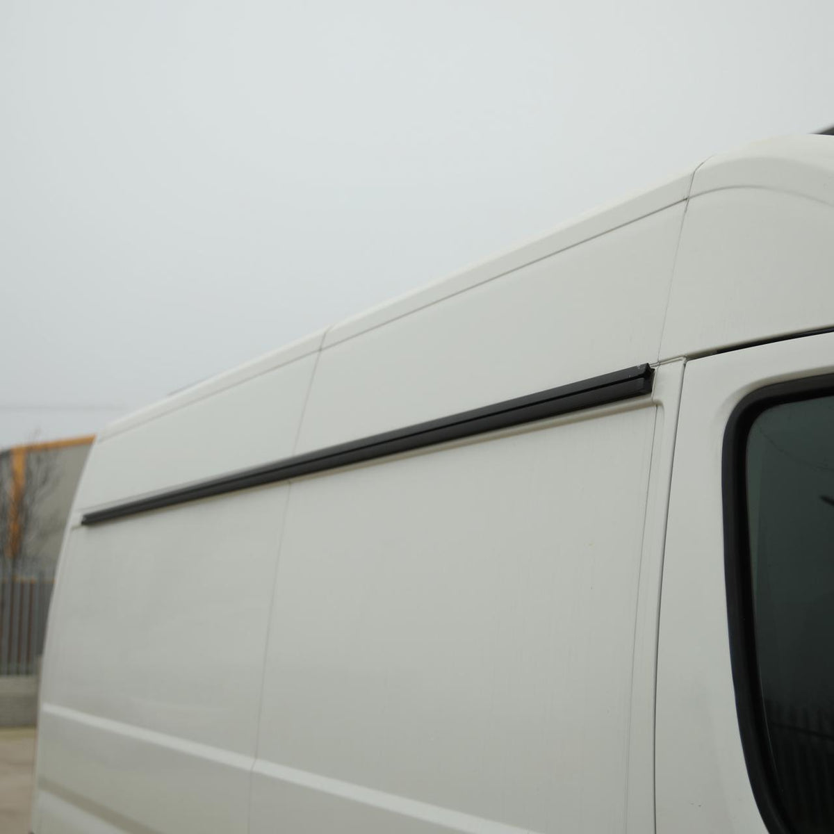 Citroën Relay Campervan Black Awning Rails – Drive-Away & Reimo Compatible